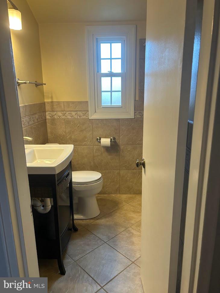 3735 JASON AVE, ALEXANDRIA, Virginia 22302, 2 Bedrooms Bedrooms, ,1 BathroomBathrooms,Residential,For sale,3735 JASON AVE,VAAX2043266 MLS # VAAX2043266