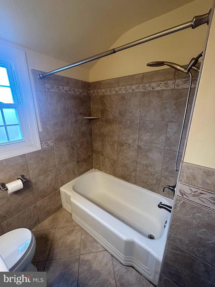 3735 JASON AVE, ALEXANDRIA, Virginia 22302, 2 Bedrooms Bedrooms, ,1 BathroomBathrooms,Residential,For sale,3735 JASON AVE,VAAX2043266 MLS # VAAX2043266