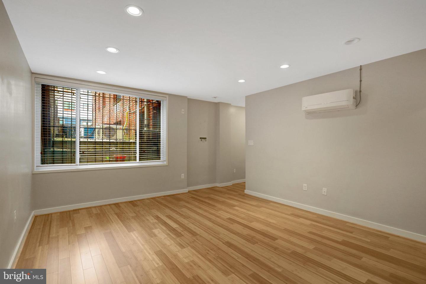 2639 15TH ST NW #B2, WASHINGTON, District Of Columbia 20009, 1 Bedroom Bedrooms, ,1 BathroomBathrooms,Residential,For sale,2639 15TH ST NW #B2,DCDC2192950 MLS # DCDC2192950