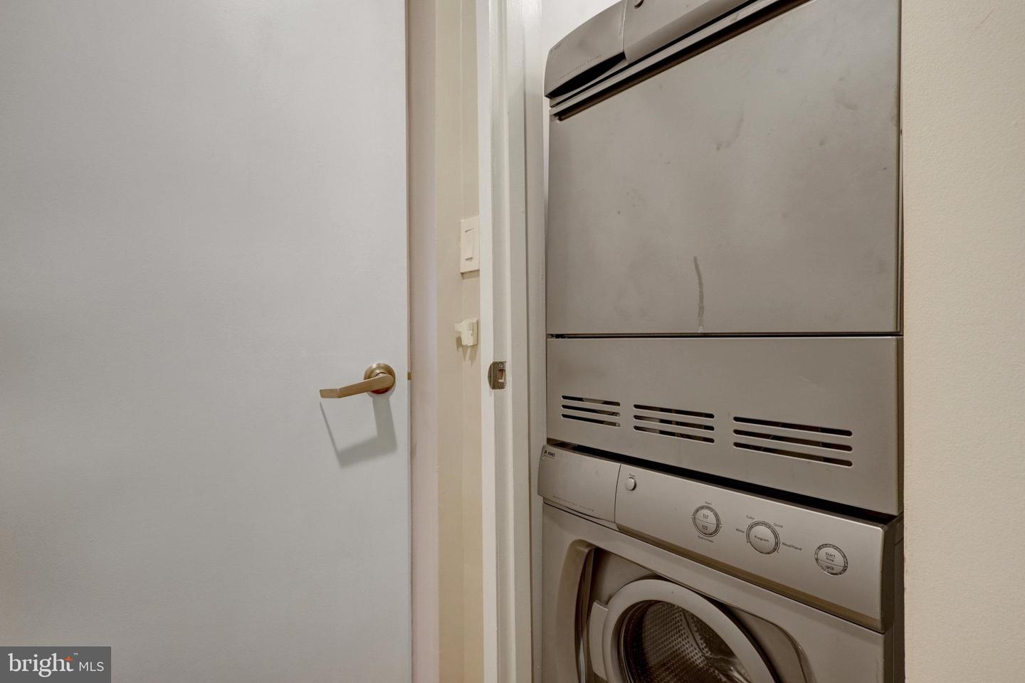 2639 15TH ST NW #B2, WASHINGTON, District Of Columbia 20009, 1 Bedroom Bedrooms, ,1 BathroomBathrooms,Residential,For sale,2639 15TH ST NW #B2,DCDC2192950 MLS # DCDC2192950