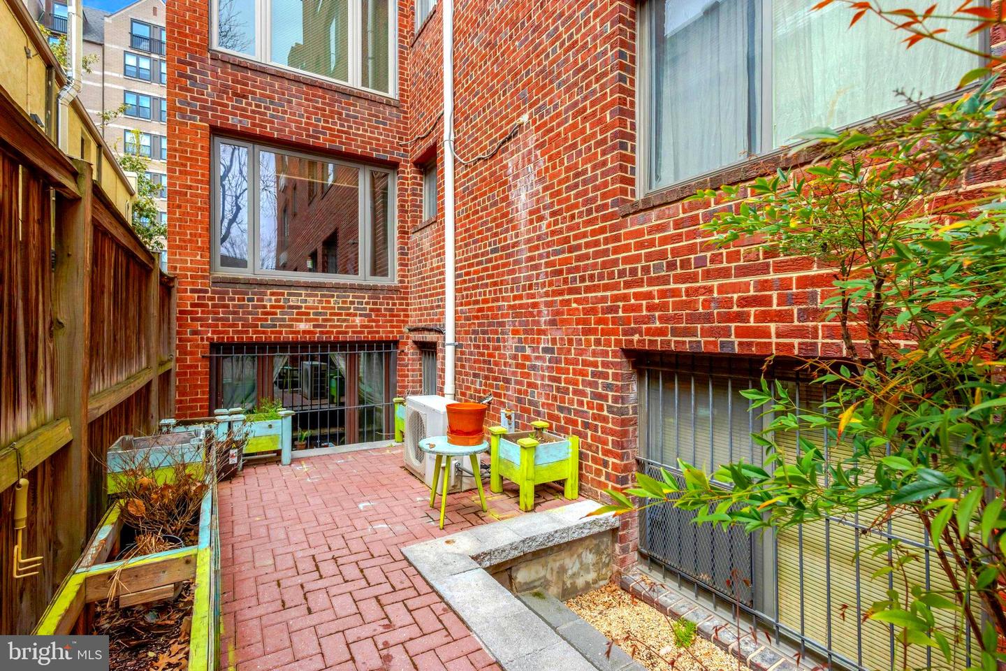2639 15TH ST NW #B2, WASHINGTON, District Of Columbia 20009, 1 Bedroom Bedrooms, ,1 BathroomBathrooms,Residential,For sale,2639 15TH ST NW #B2,DCDC2192950 MLS # DCDC2192950