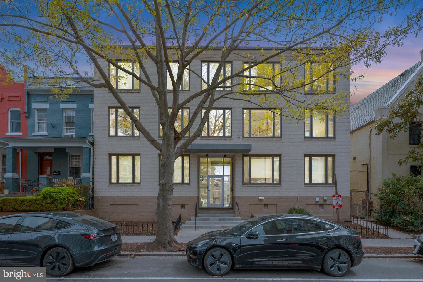 2639 15TH ST NW #B2, WASHINGTON, District Of Columbia 20009, 1 Bedroom Bedrooms, ,1 BathroomBathrooms,Residential,For sale,2639 15TH ST NW #B2,DCDC2192950 MLS # DCDC2192950