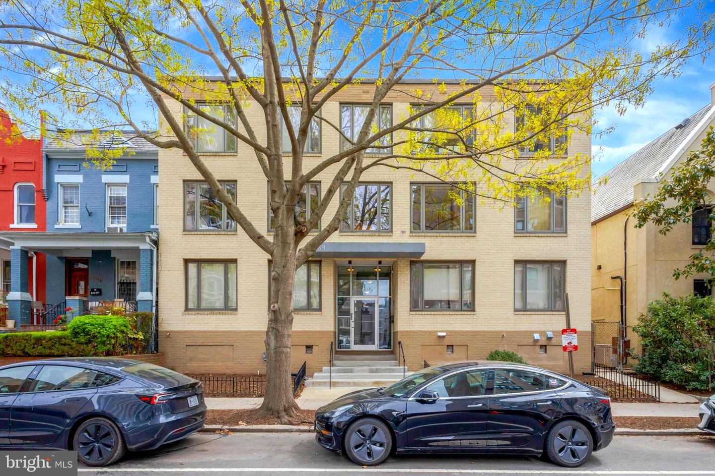 2639 15TH ST NW #B2, WASHINGTON, District Of Columbia 20009, 1 Bedroom Bedrooms, ,1 BathroomBathrooms,Residential,For sale,2639 15TH ST NW #B2,DCDC2192950 MLS # DCDC2192950