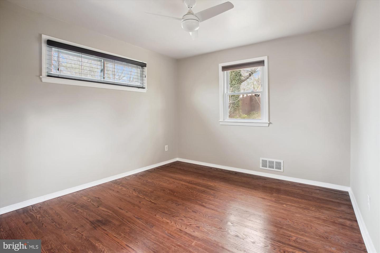 869 PATRICK HENRY DR, ARLINGTON, Virginia 22205, 4 Bedrooms Bedrooms, ,2 BathroomsBathrooms,Residential,For sale,869 PATRICK HENRY DR,VAAR2055584 MLS # VAAR2055584