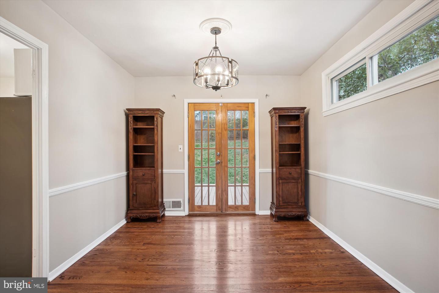 869 PATRICK HENRY DR, ARLINGTON, Virginia 22205, 4 Bedrooms Bedrooms, ,2 BathroomsBathrooms,Residential,For sale,869 PATRICK HENRY DR,VAAR2055584 MLS # VAAR2055584