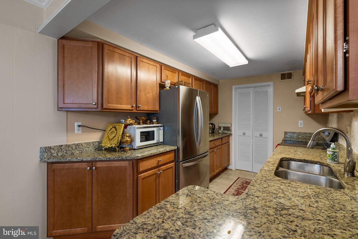 5844 KARA PL, BURKE, Virginia 22015, 3 Bedrooms Bedrooms, ,2 BathroomsBathrooms,Residential,For sale,5844 KARA PL,VAFX2232244 MLS # VAFX2232244