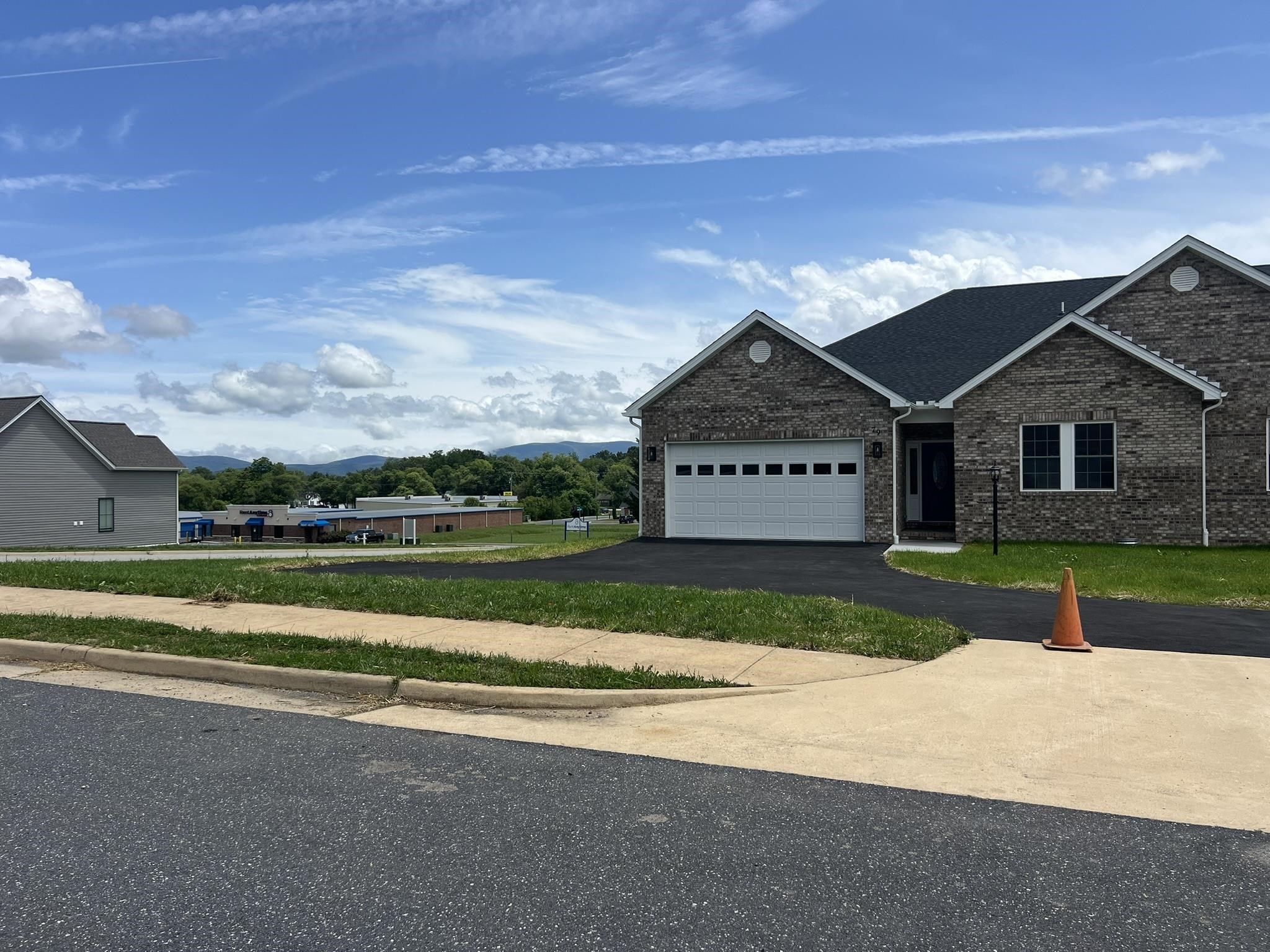 81 MERIWETHER CIR, STUARTS DRAFT, Virginia 24477, 3 Bedrooms Bedrooms, ,2 BathroomsBathrooms,Residential,81 MERIWETHER CIR,662836 MLS # 662836