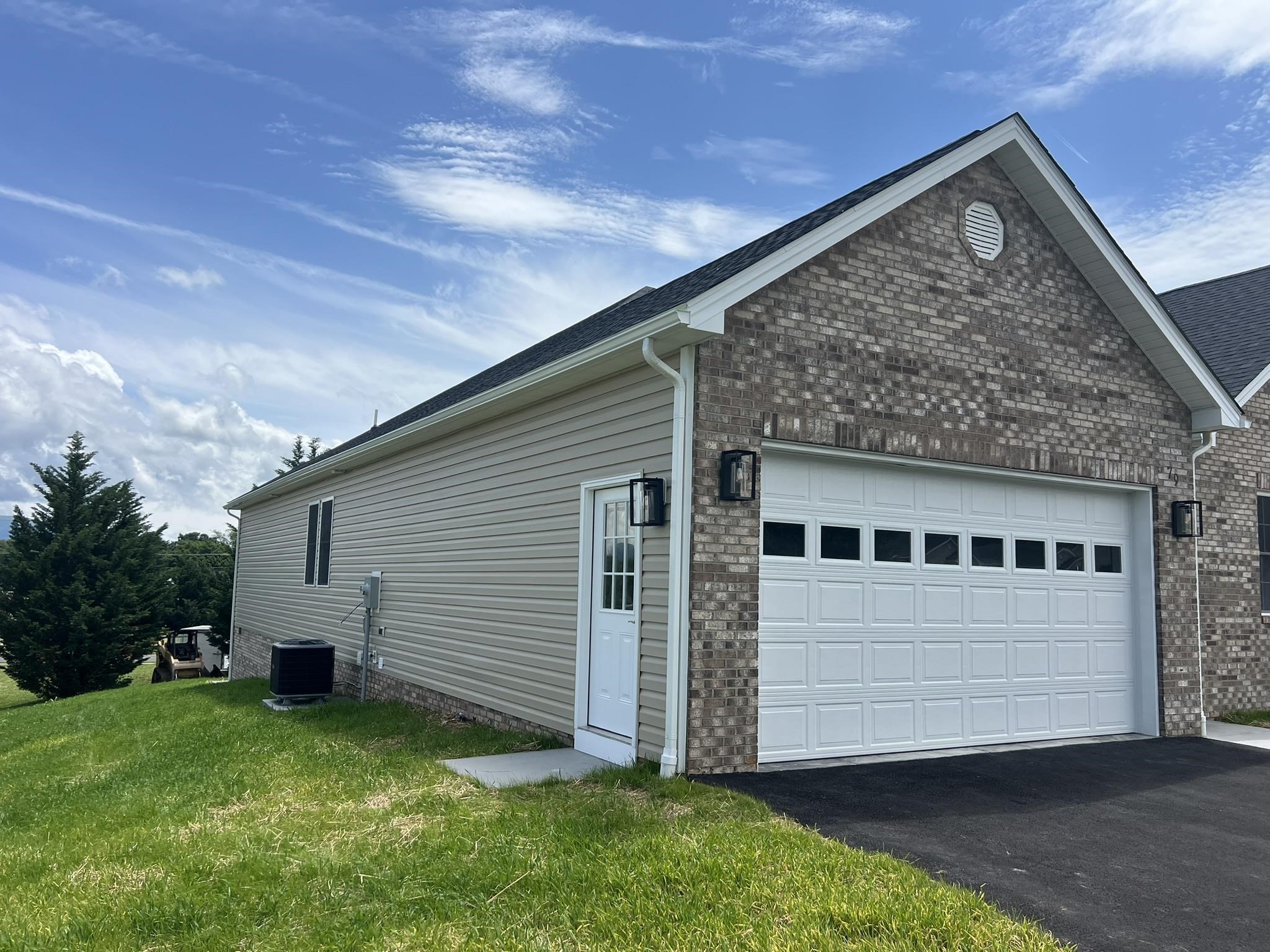 81 MERIWETHER CIR, STUARTS DRAFT, Virginia 24477, 3 Bedrooms Bedrooms, ,2 BathroomsBathrooms,Residential,81 MERIWETHER CIR,662836 MLS # 662836
