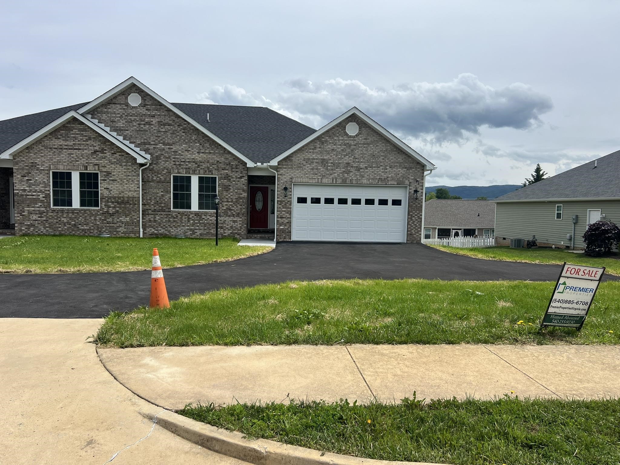 79 MERIWETHER CIR, STUARTS DRAFT, Virginia 24477, 3 Bedrooms Bedrooms, ,2 BathroomsBathrooms,Residential,79 MERIWETHER CIR,662842 MLS # 662842