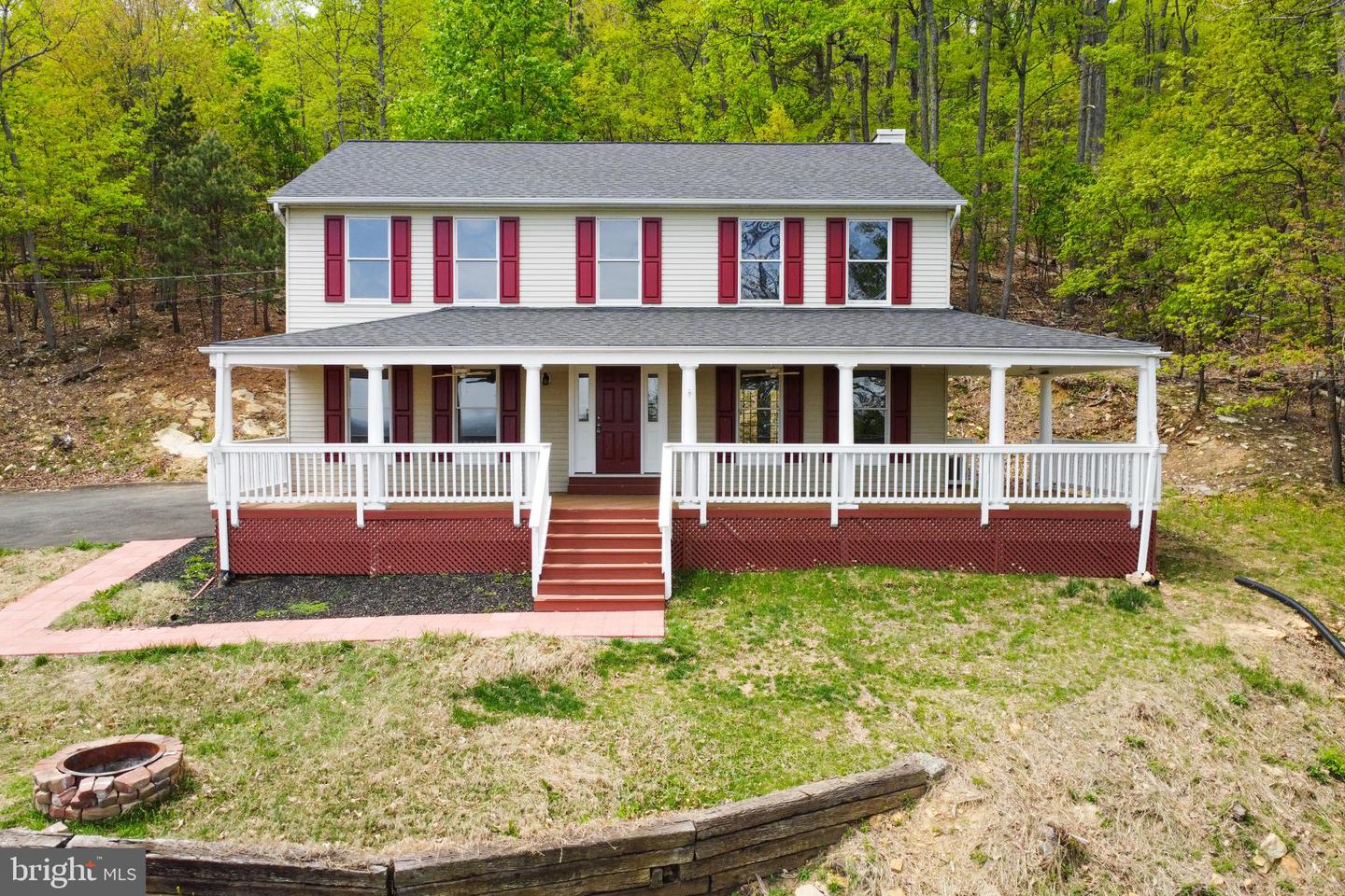 2112 GORE DR, HAYMARKET, Virginia 20169, 4 Bedrooms Bedrooms, ,2 BathroomsBathrooms,Residential,For sale,2112 GORE DR,VAPW2085974 MLS # VAPW2085974