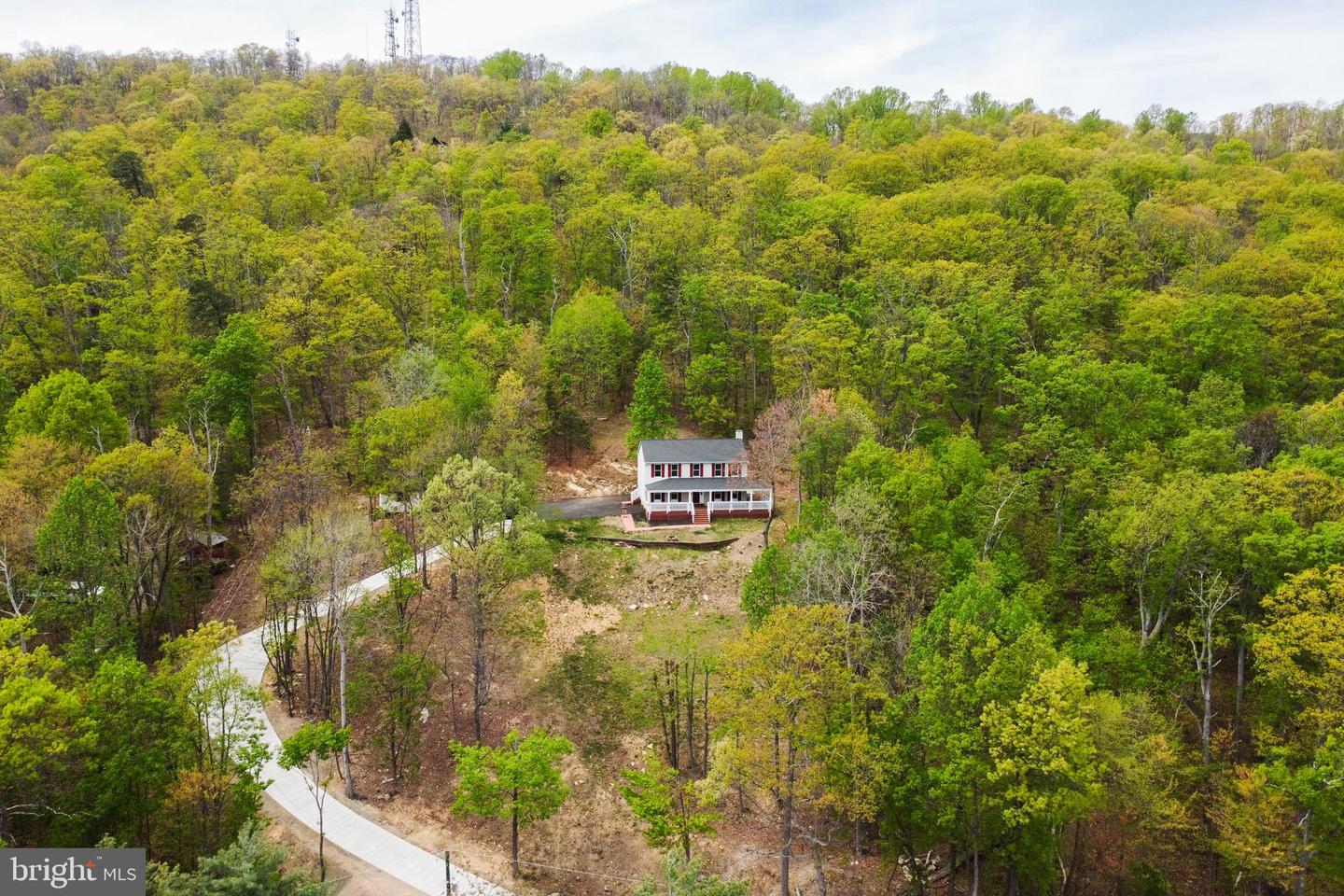 2112 GORE DR, HAYMARKET, Virginia 20169, 4 Bedrooms Bedrooms, ,2 BathroomsBathrooms,Residential,For sale,2112 GORE DR,VAPW2085974 MLS # VAPW2085974