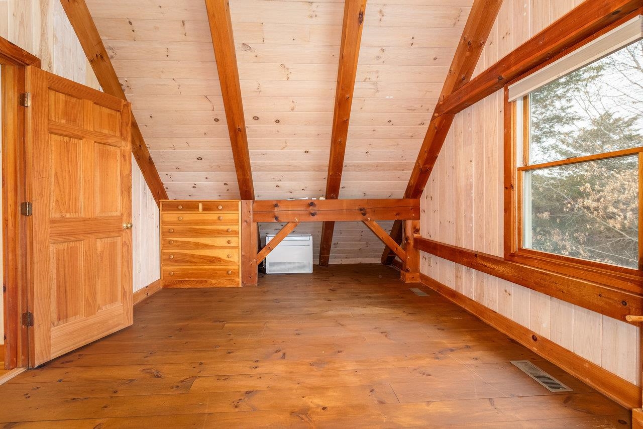 9448 E TIMBER RIDGE RD, GROTTOES, Virginia 24401, 2 Bedrooms Bedrooms, ,3 BathroomsBathrooms,Residential,9448 E TIMBER RIDGE RD,662852 MLS # 662852