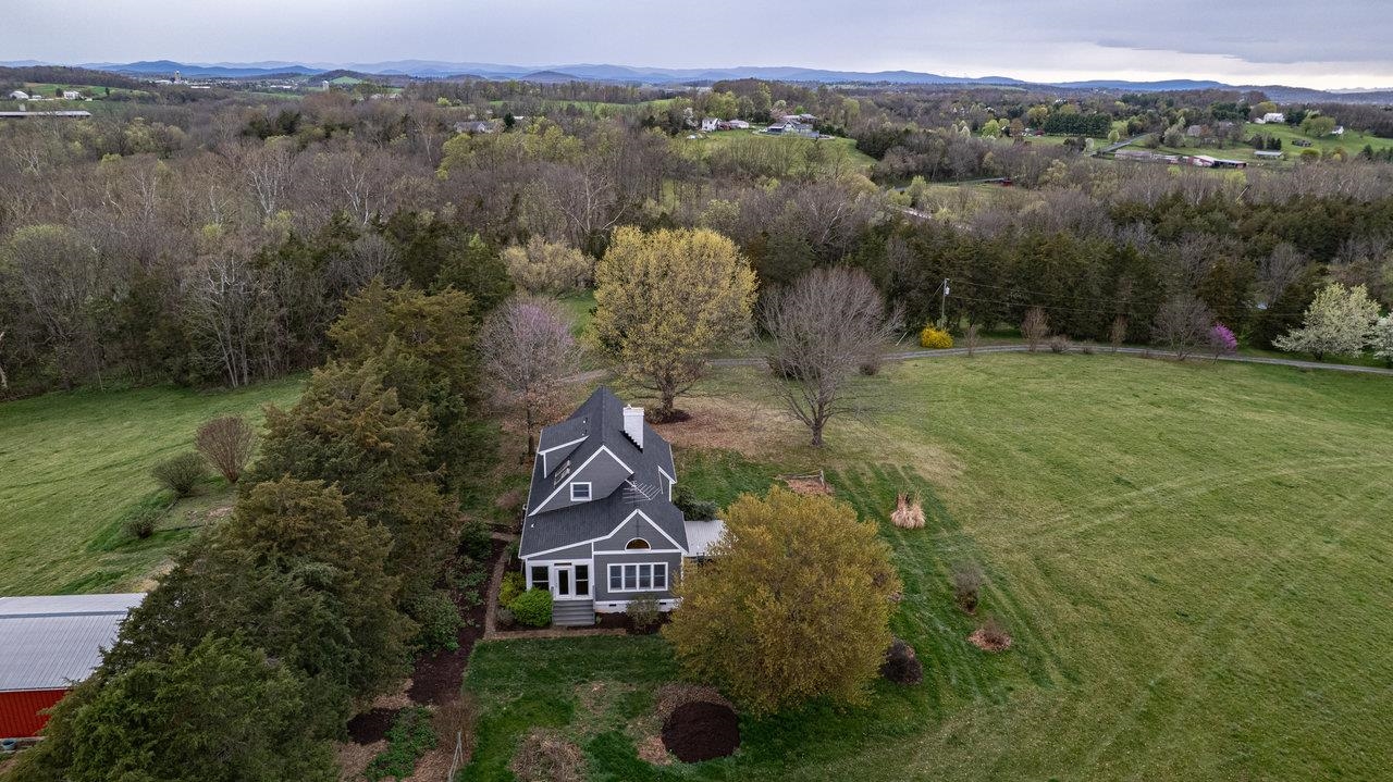 9448 E TIMBER RIDGE RD, GROTTOES, Virginia 24401, 2 Bedrooms Bedrooms, ,3 BathroomsBathrooms,Residential,9448 E TIMBER RIDGE RD,662852 MLS # 662852