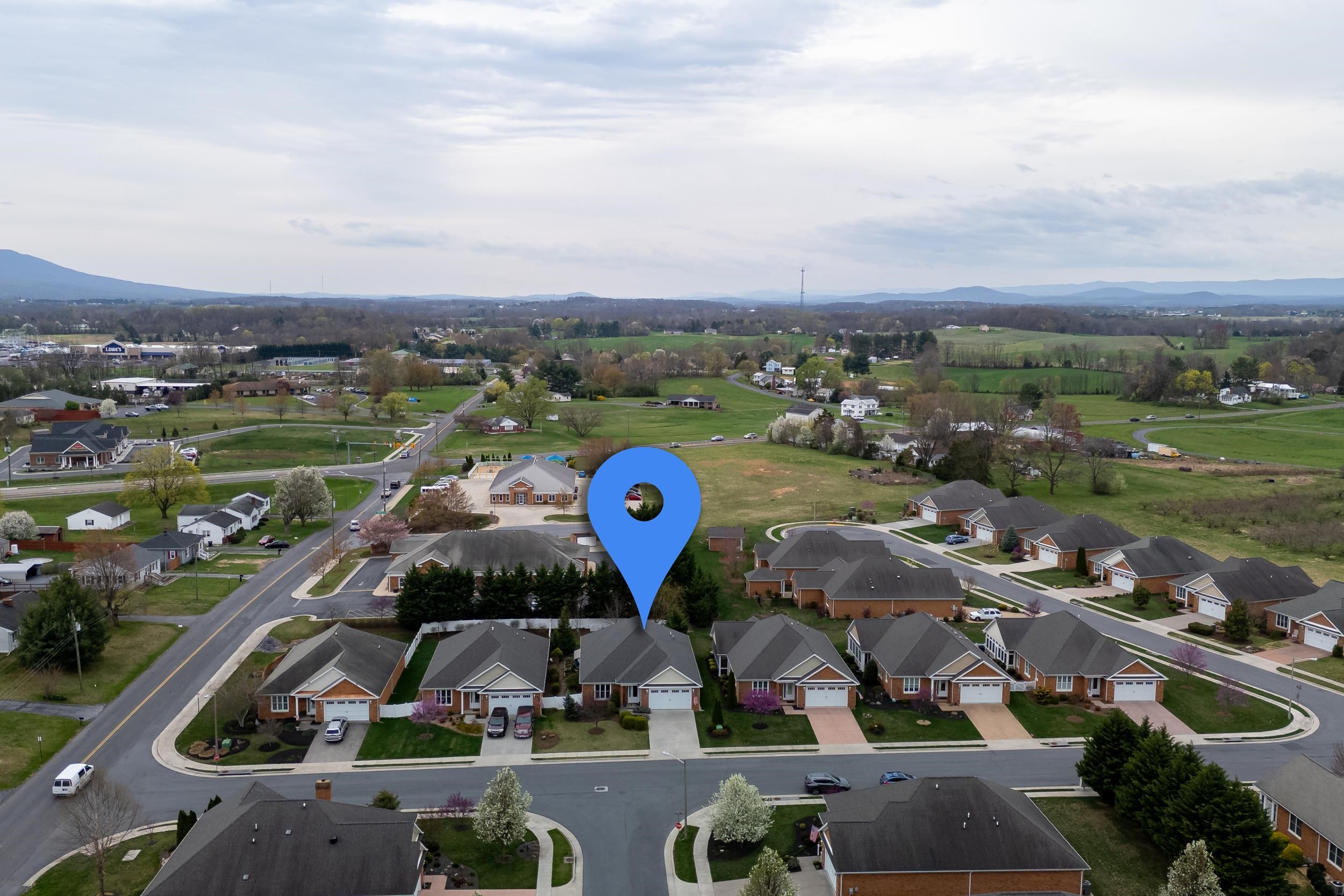 617 REDBUD LN, WOODSTOCK, Virginia 22664, 3 Bedrooms Bedrooms, ,2 BathroomsBathrooms,Residential,617 REDBUD LN,662861 MLS # 662861