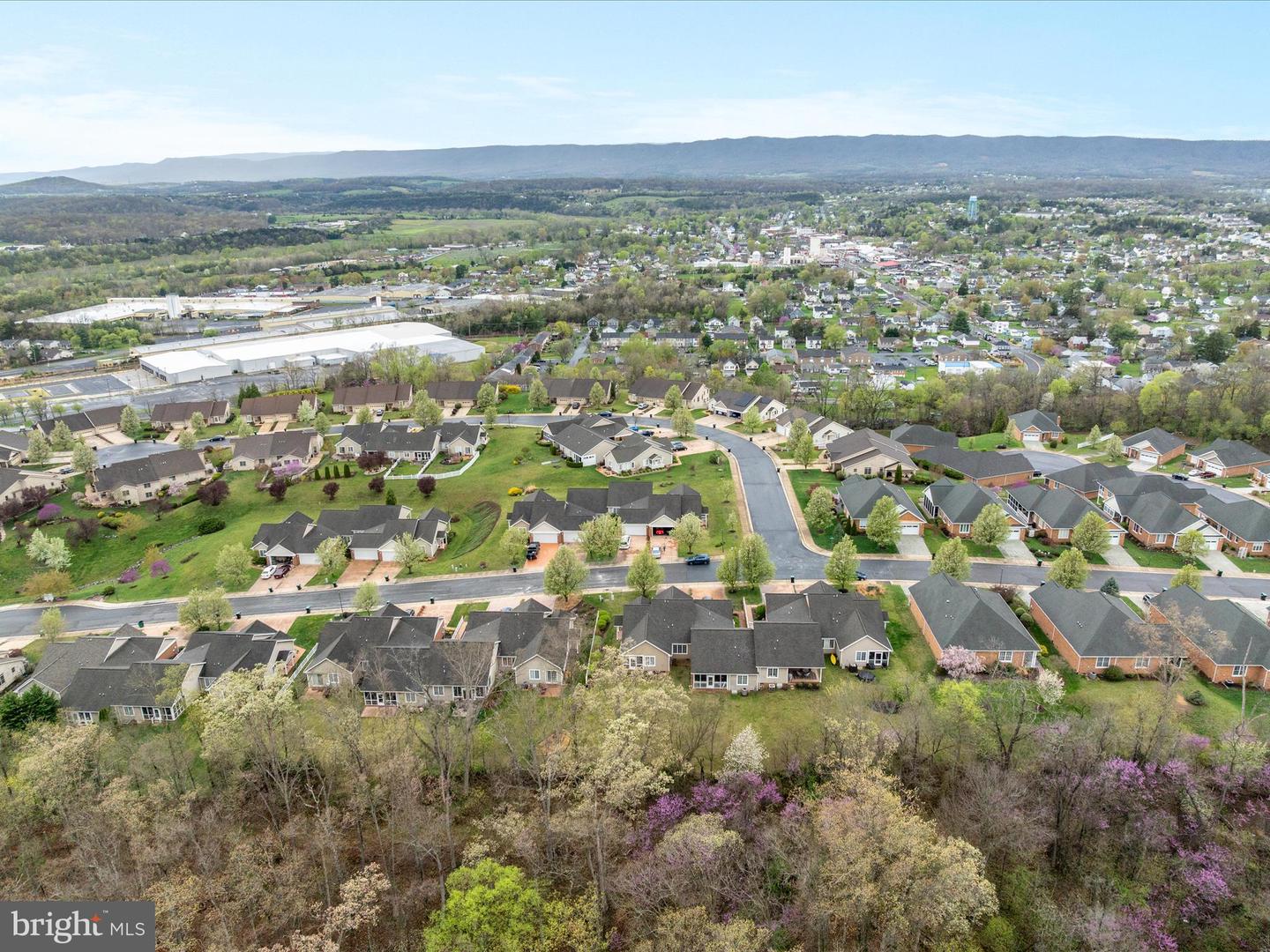 200 STONY POINTE WAY, STRASBURG, Virginia 22657, 2 Bedrooms Bedrooms, ,2 BathroomsBathrooms,Residential,For sale,200 STONY POINTE WAY,VASH2011052 MLS # VASH2011052
