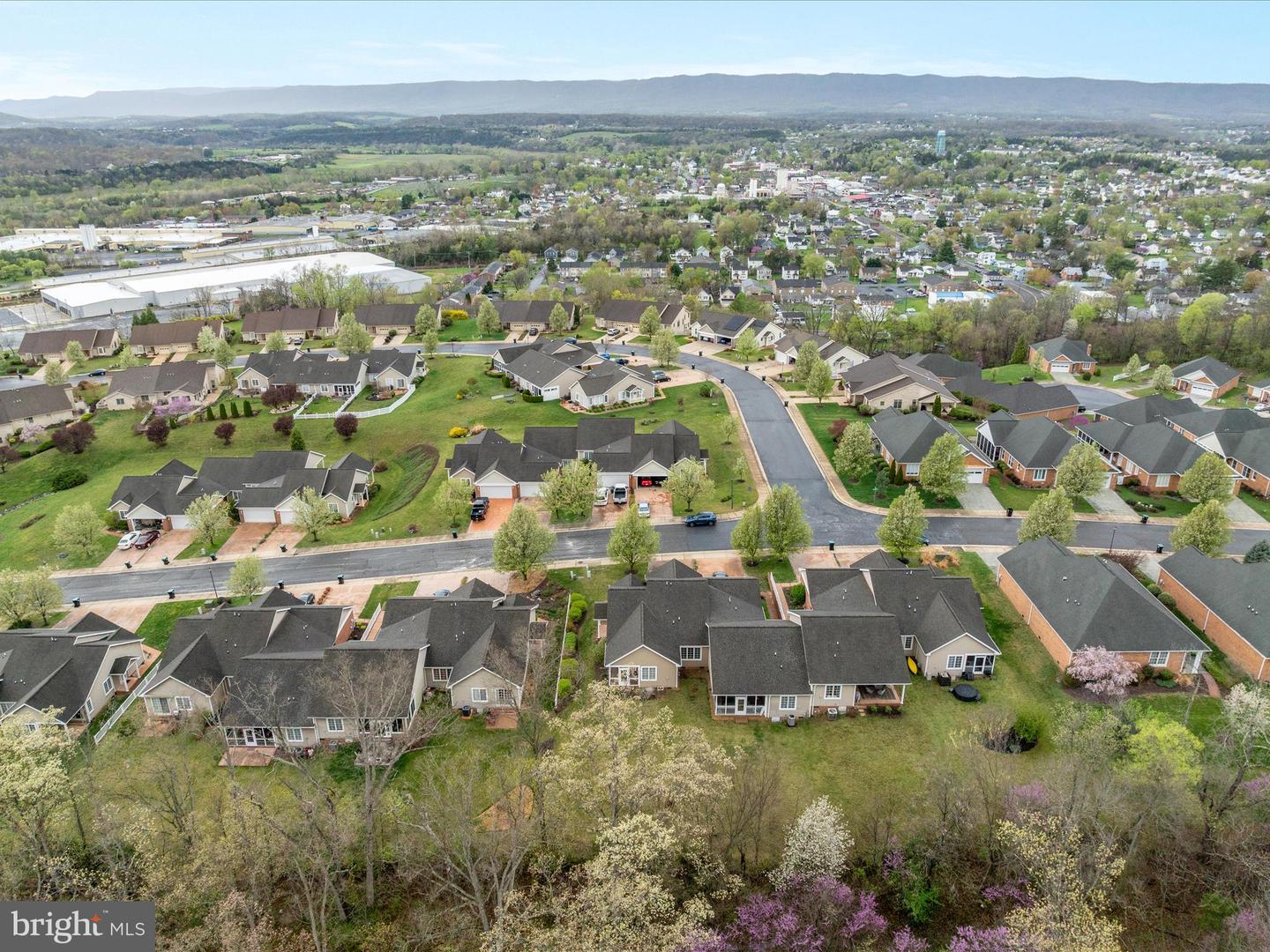 200 STONY POINTE WAY, STRASBURG, Virginia 22657, 2 Bedrooms Bedrooms, ,2 BathroomsBathrooms,Residential,For sale,200 STONY POINTE WAY,VASH2011052 MLS # VASH2011052