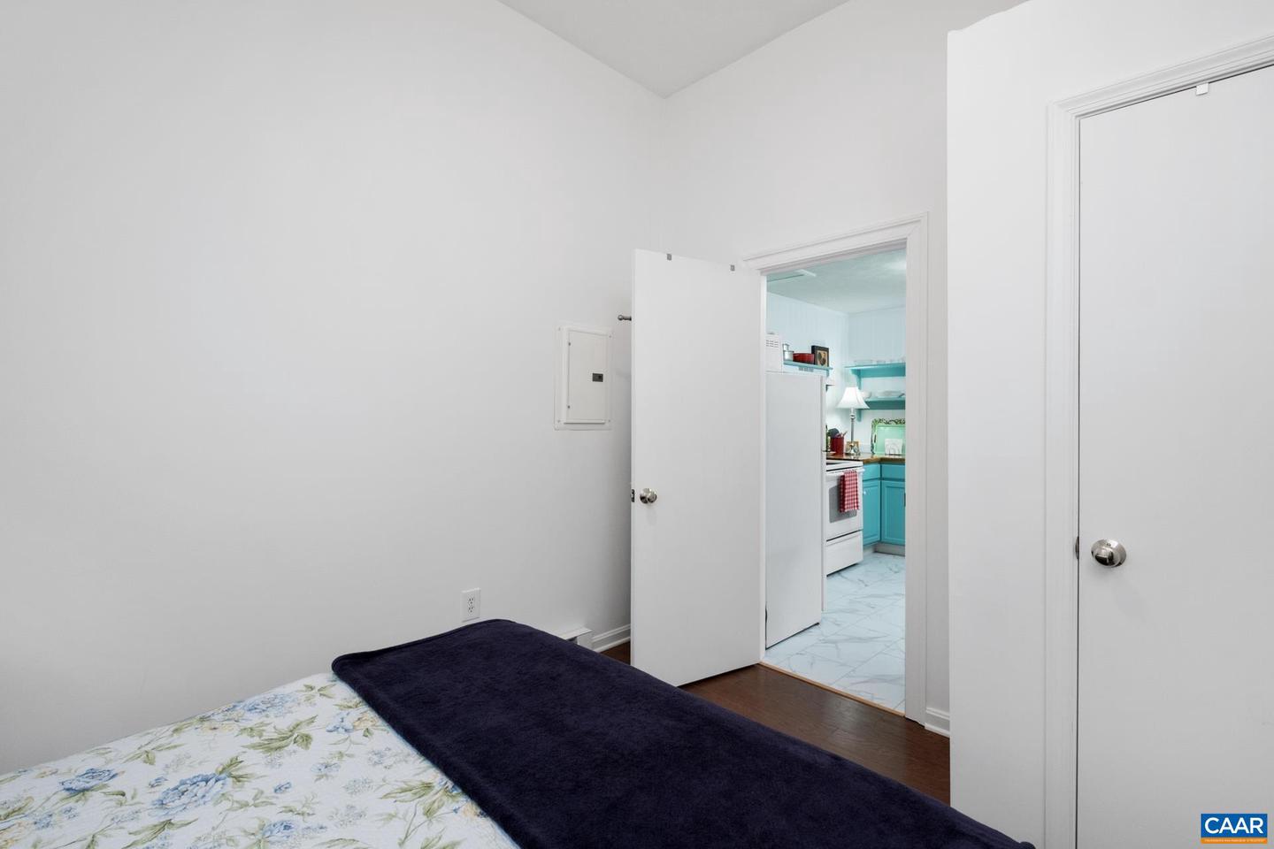 115 CIRCLE RD, STANARDSVILLE, Virginia 22973, 1 Bedroom Bedrooms, ,1 BathroomBathrooms,Residential,For sale,115 CIRCLE RD,662844 MLS # 662844