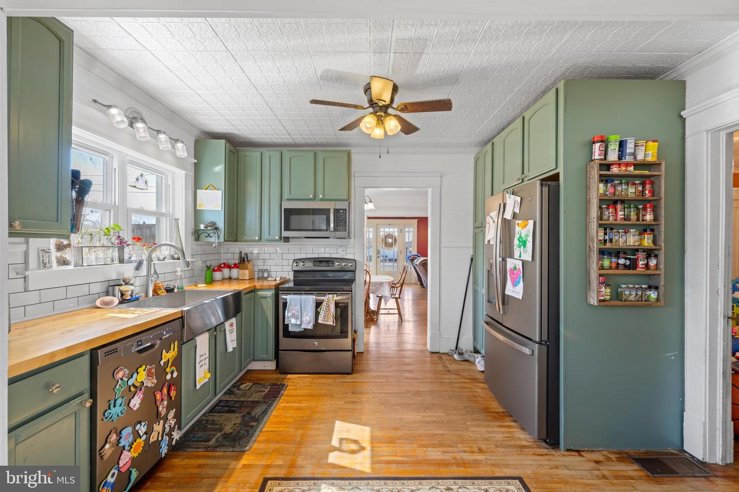 133 MASON ST, BROADWAY, Virginia 22815, 6 Bedrooms Bedrooms, ,4 BathroomsBathrooms,Residential,For sale,133 MASON ST,VARO2002168 MLS # VARO2002168