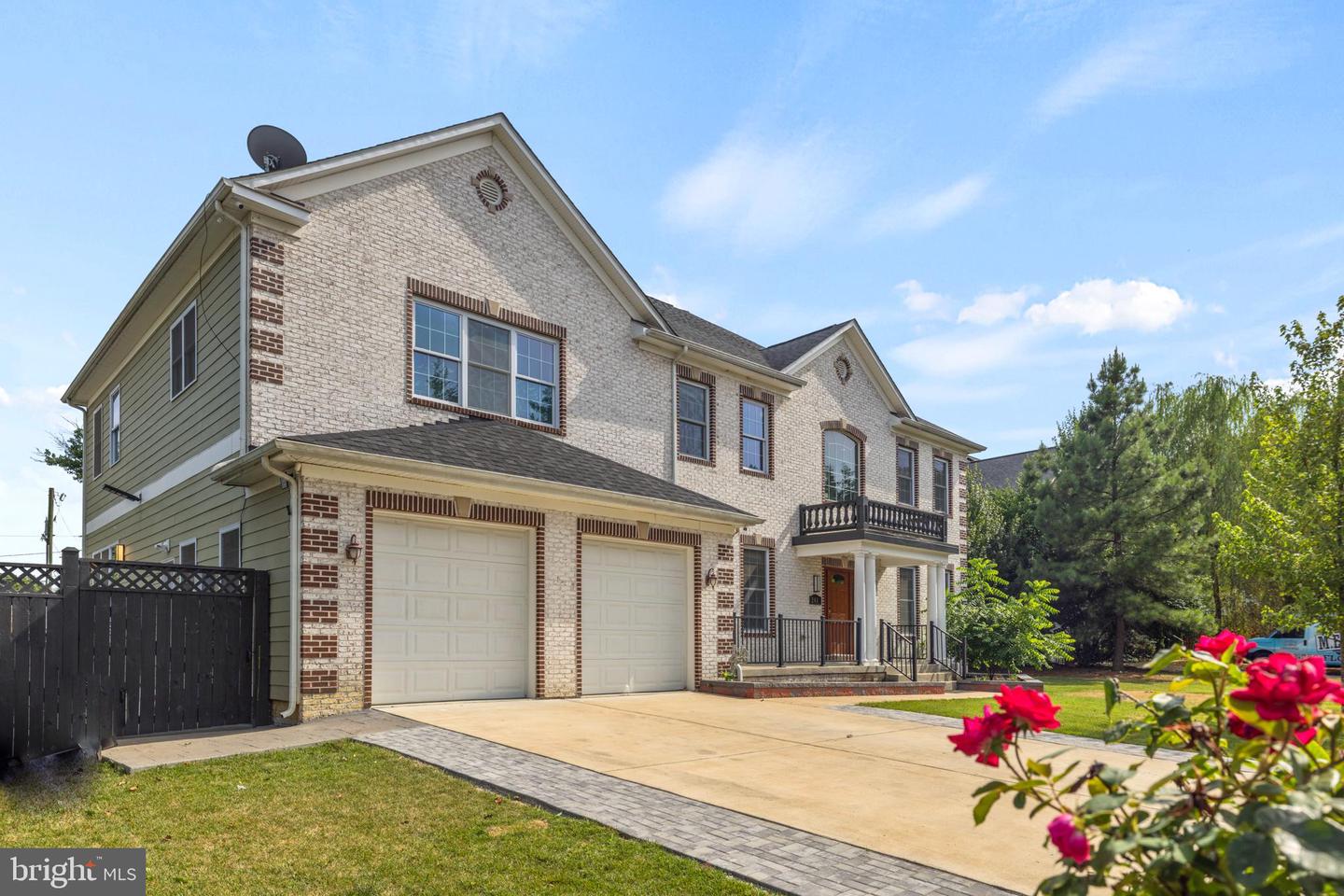 2411 STOKES LN, ALEXANDRIA, Virginia 22307, 8 Bedrooms Bedrooms, ,7 BathroomsBathrooms,Residential,For sale,2411 STOKES LN,VAFX2165478 MLS # VAFX2165478