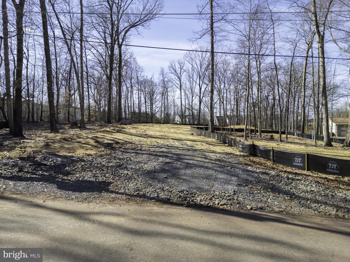 25 JEFFERSON DR, STERLING, Virginia 20165, ,Land,For sale,25 JEFFERSON DR,VALO2089896 MLS # VALO2089896