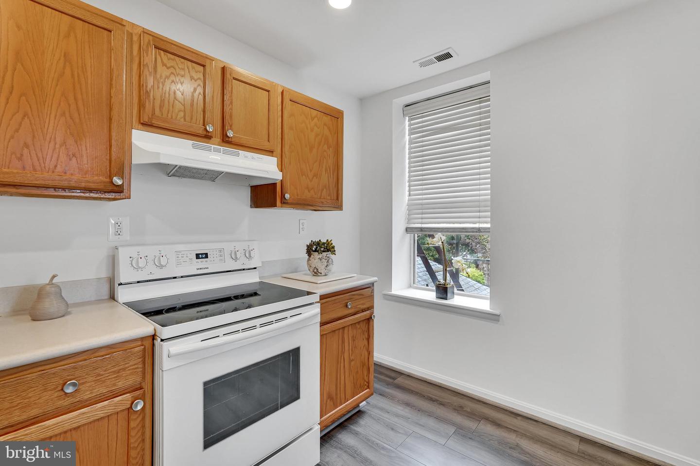 1838 4TH ST NW #2A, WASHINGTON, District Of Columbia 20001, 2 Bedrooms Bedrooms, ,2 BathroomsBathrooms,Residential,For sale,1838 4TH ST NW #2A,DCDC2174092 MLS # DCDC2174092