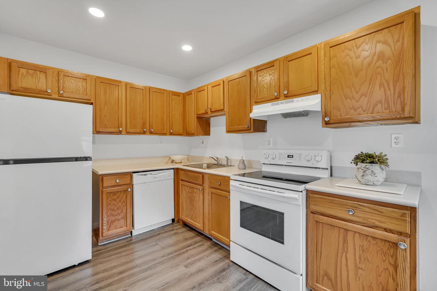 1838 4TH ST NW #2A, WASHINGTON, District Of Columbia 20001, 2 Bedrooms Bedrooms, ,2 BathroomsBathrooms,Residential,For sale,1838 4TH ST NW #2A,DCDC2174092 MLS # DCDC2174092