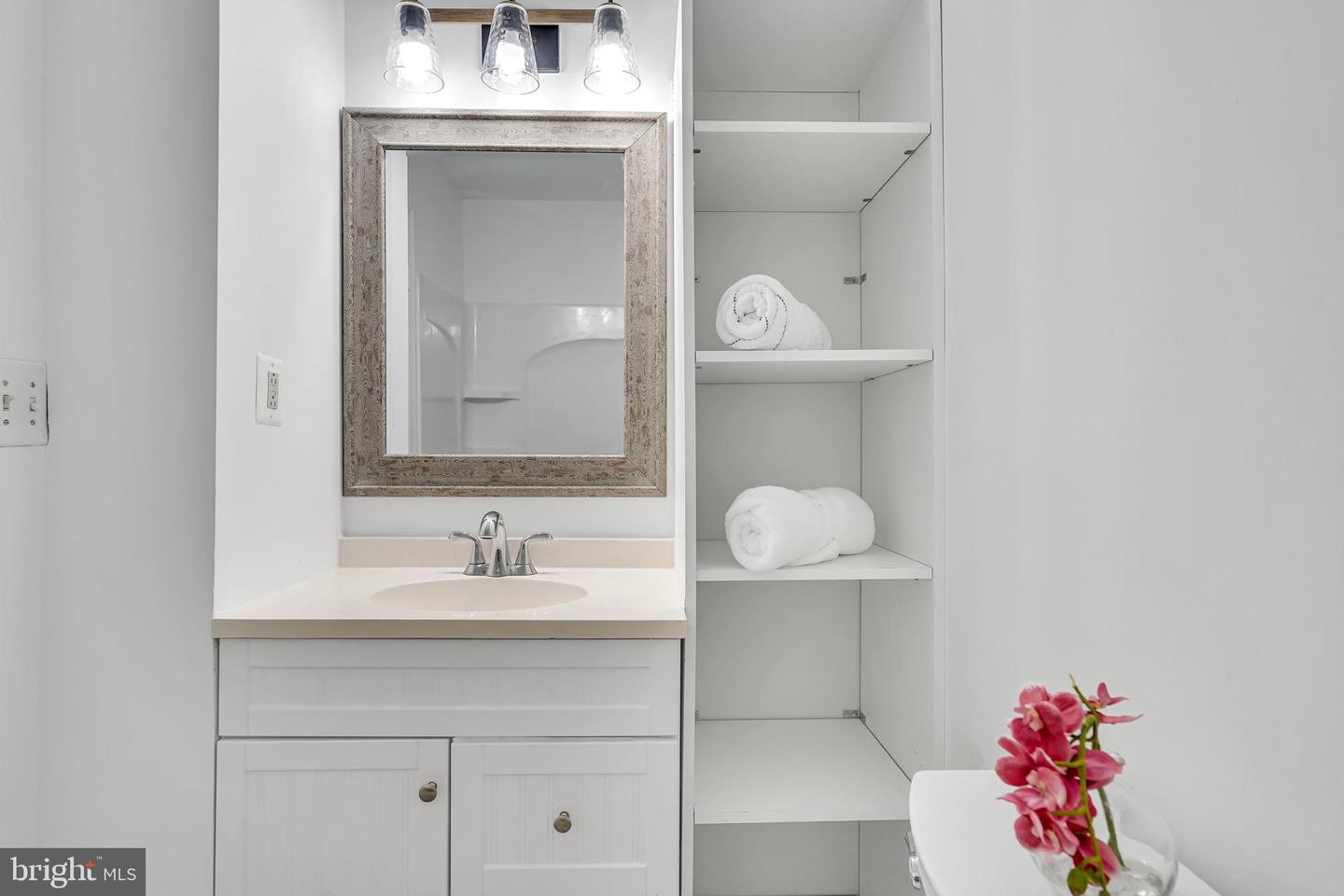 1838 4TH ST NW #2A, WASHINGTON, District Of Columbia 20001, 2 Bedrooms Bedrooms, ,2 BathroomsBathrooms,Residential,For sale,1838 4TH ST NW #2A,DCDC2174092 MLS # DCDC2174092