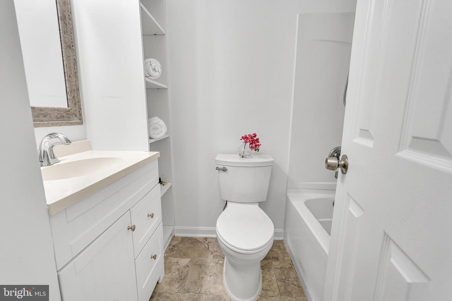 1838 4TH ST NW #2A, WASHINGTON, District Of Columbia 20001, 2 Bedrooms Bedrooms, ,2 BathroomsBathrooms,Residential,For sale,1838 4TH ST NW #2A,DCDC2174092 MLS # DCDC2174092