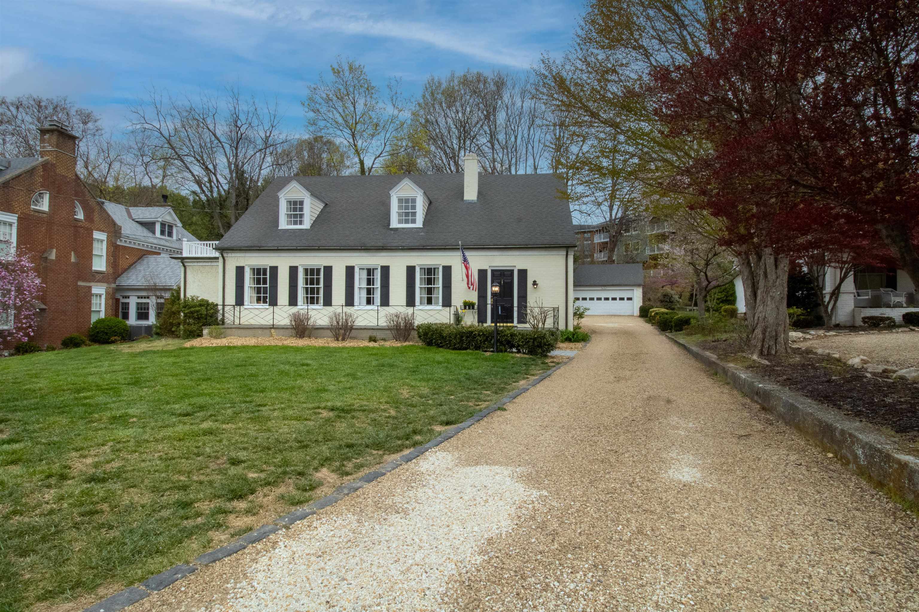 1622 N AUGUSTA ST, STAUNTON, Virginia 24401, 3 Bedrooms Bedrooms, ,2 BathroomsBathrooms,Residential,1622 N AUGUSTA ST,662882 MLS # 662882