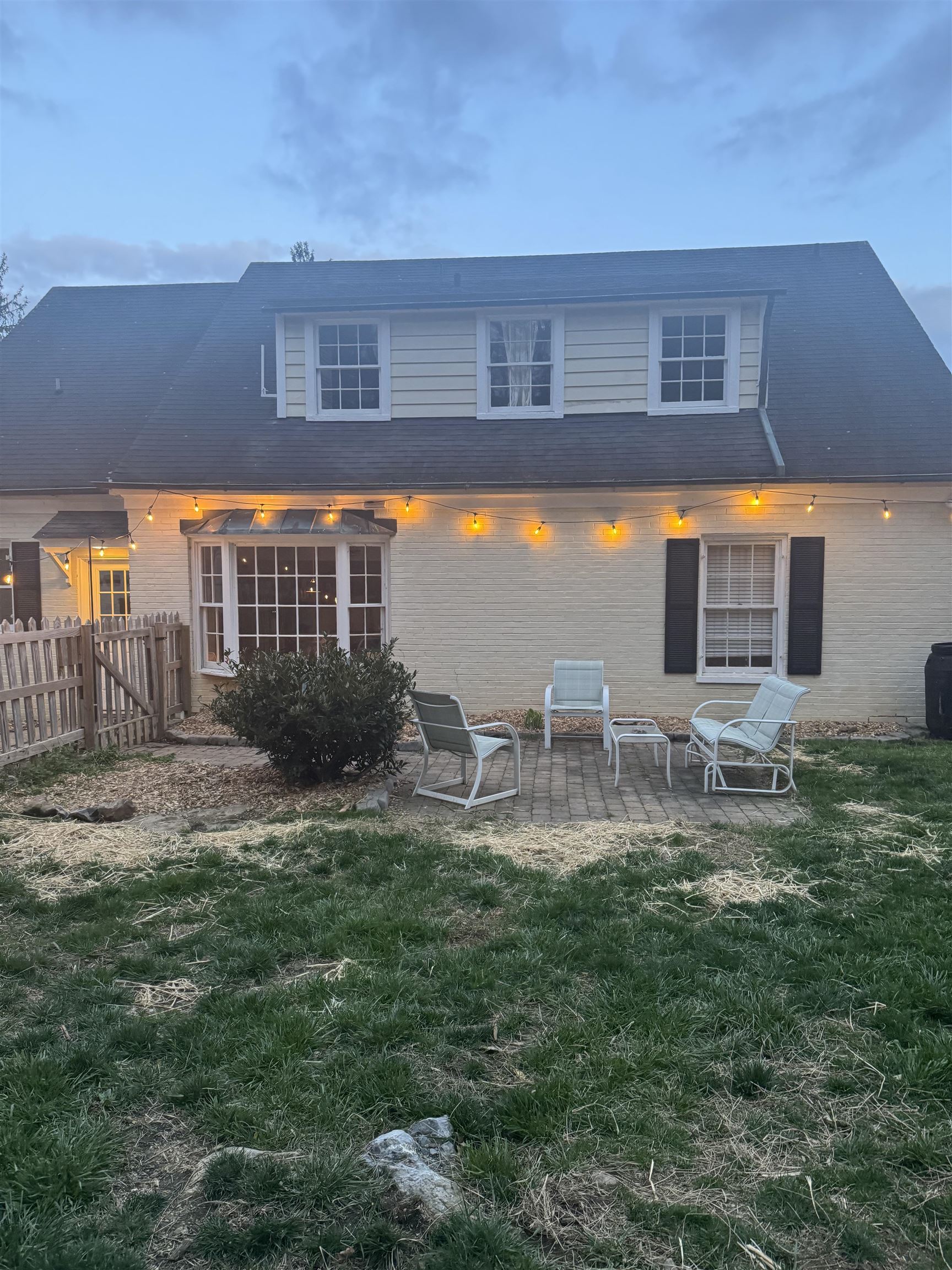 1622 N AUGUSTA ST, STAUNTON, Virginia 24401, 3 Bedrooms Bedrooms, ,2 BathroomsBathrooms,Residential,1622 N AUGUSTA ST,662882 MLS # 662882