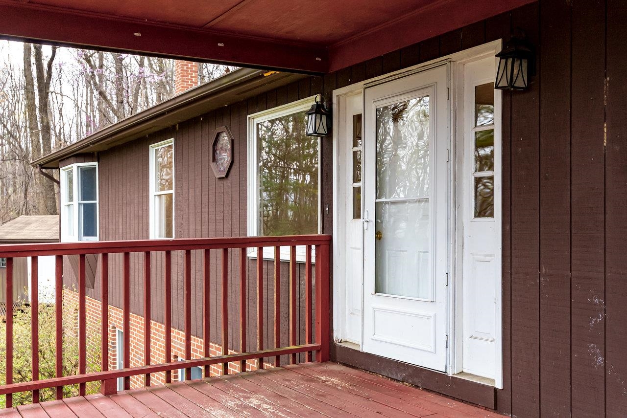 287 BLACKTHORNE RD, STANLEY, Virginia 22851, 3 Bedrooms Bedrooms, ,3 BathroomsBathrooms,Residential,287 BLACKTHORNE RD,662883 MLS # 662883