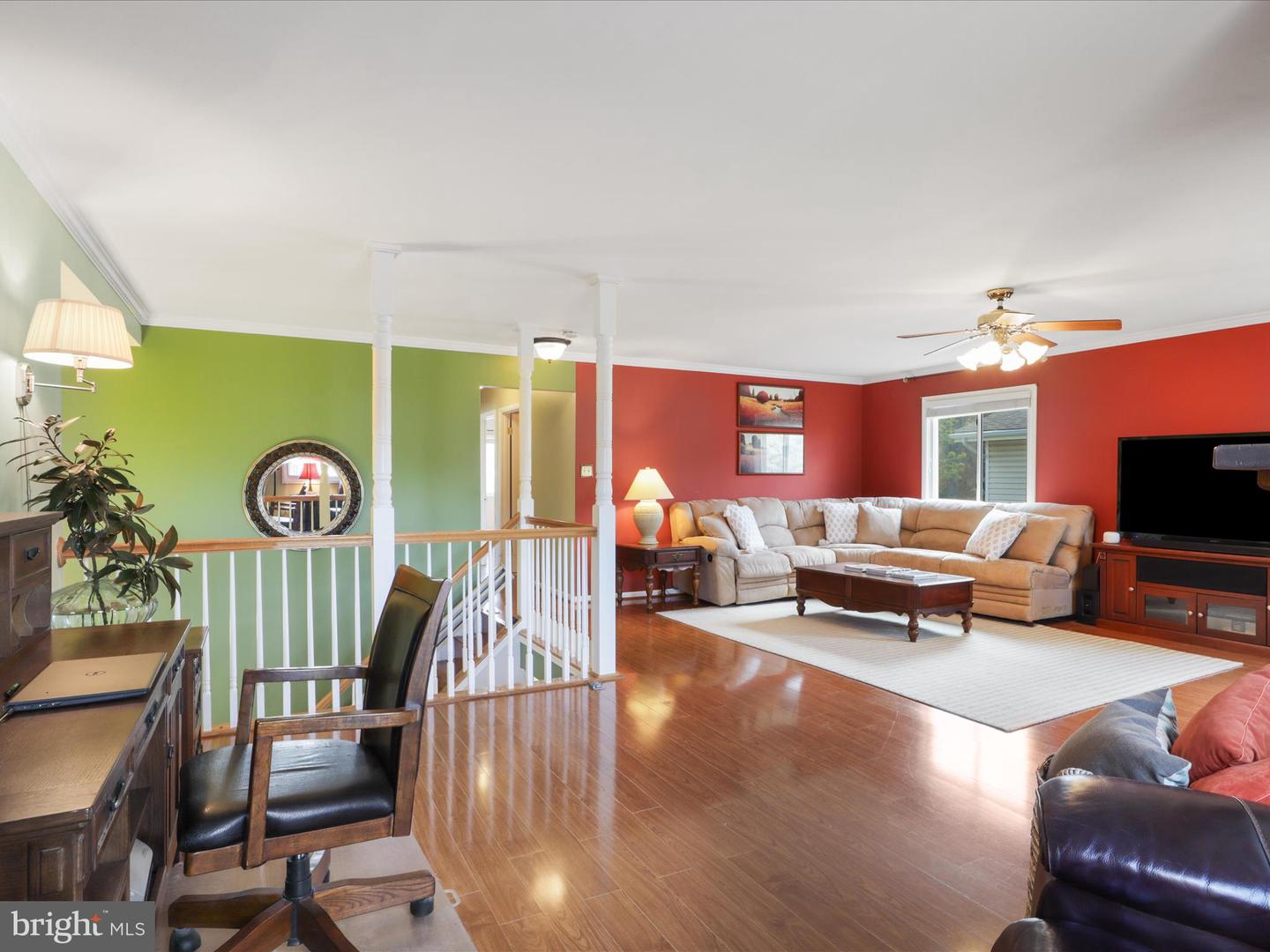406 HUMMER, STERLING, Virginia 20164, 4 Bedrooms Bedrooms, ,3 BathroomsBathrooms,Residential,For sale,406 HUMMER,VALO2092092 MLS # VALO2092092