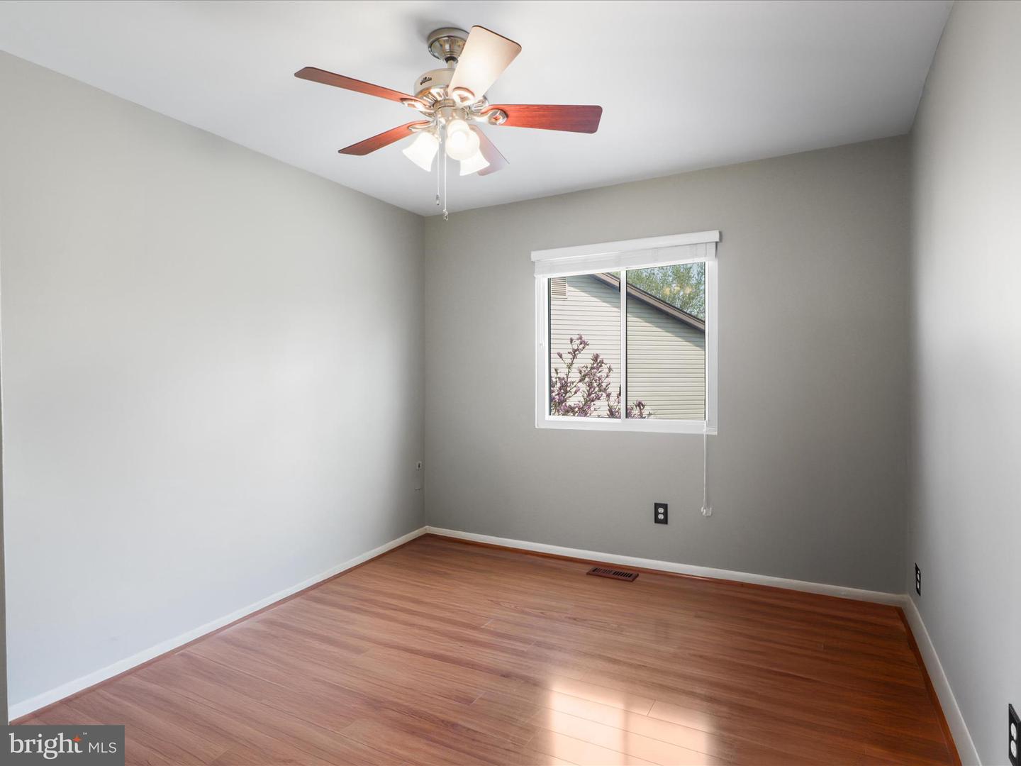 406 HUMMER, STERLING, Virginia 20164, 4 Bedrooms Bedrooms, ,3 BathroomsBathrooms,Residential,For sale,406 HUMMER,VALO2092092 MLS # VALO2092092