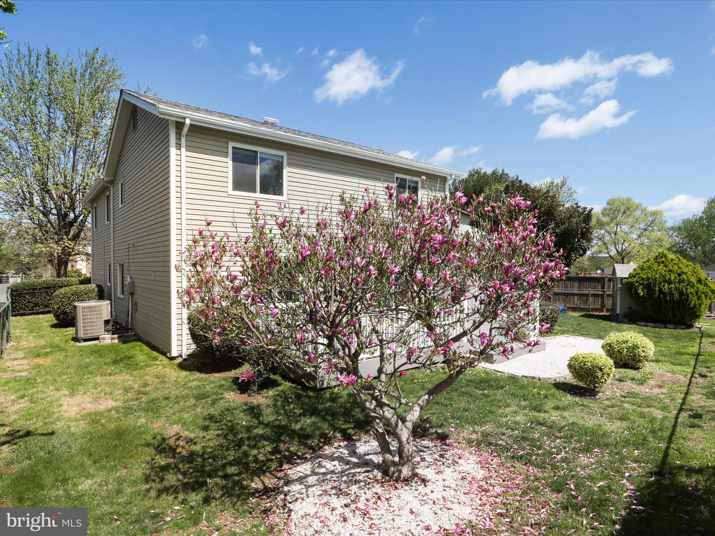 406 HUMMER, STERLING, Virginia 20164, 4 Bedrooms Bedrooms, ,3 BathroomsBathrooms,Residential,For sale,406 HUMMER,VALO2092092 MLS # VALO2092092