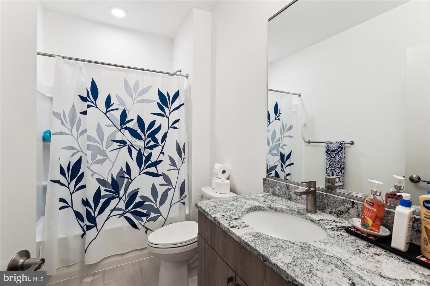 10755 FAIRGROUNDS DRIVE #227, FAIRFAX, Virginia 22030, 2 Bedrooms Bedrooms, 2 Rooms Rooms,2 BathroomsBathrooms,Residential,For sale,10755 FAIRGROUNDS DRIVE #227,VAFC2006072 MLS # VAFC2006072