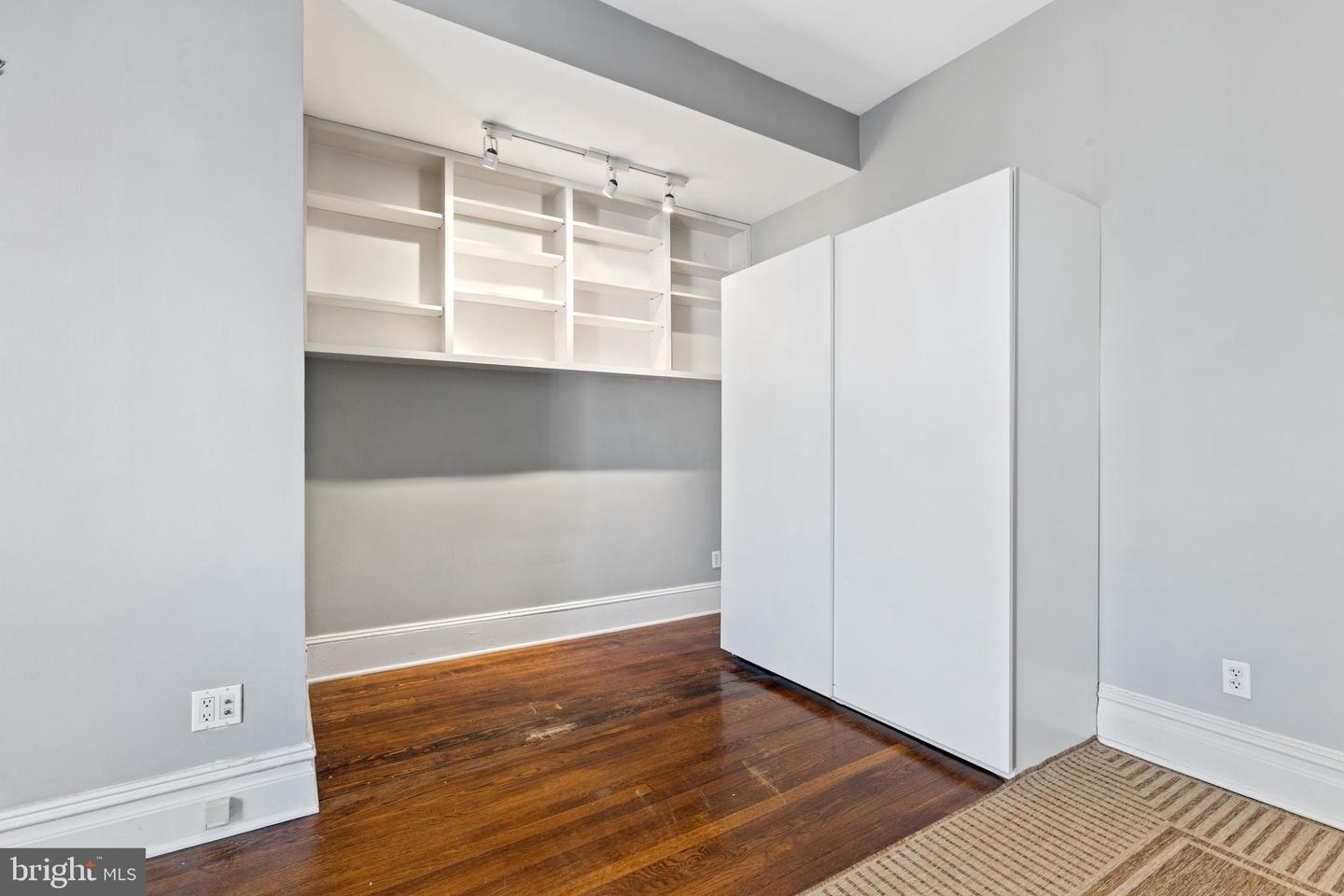 1514 17TH ST NW #404, WASHINGTON, District Of Columbia 20036, 1 Room Rooms,1 BathroomBathrooms,Residential,For sale,1514 17TH ST NW #404,DCDC2194258 MLS # DCDC2194258