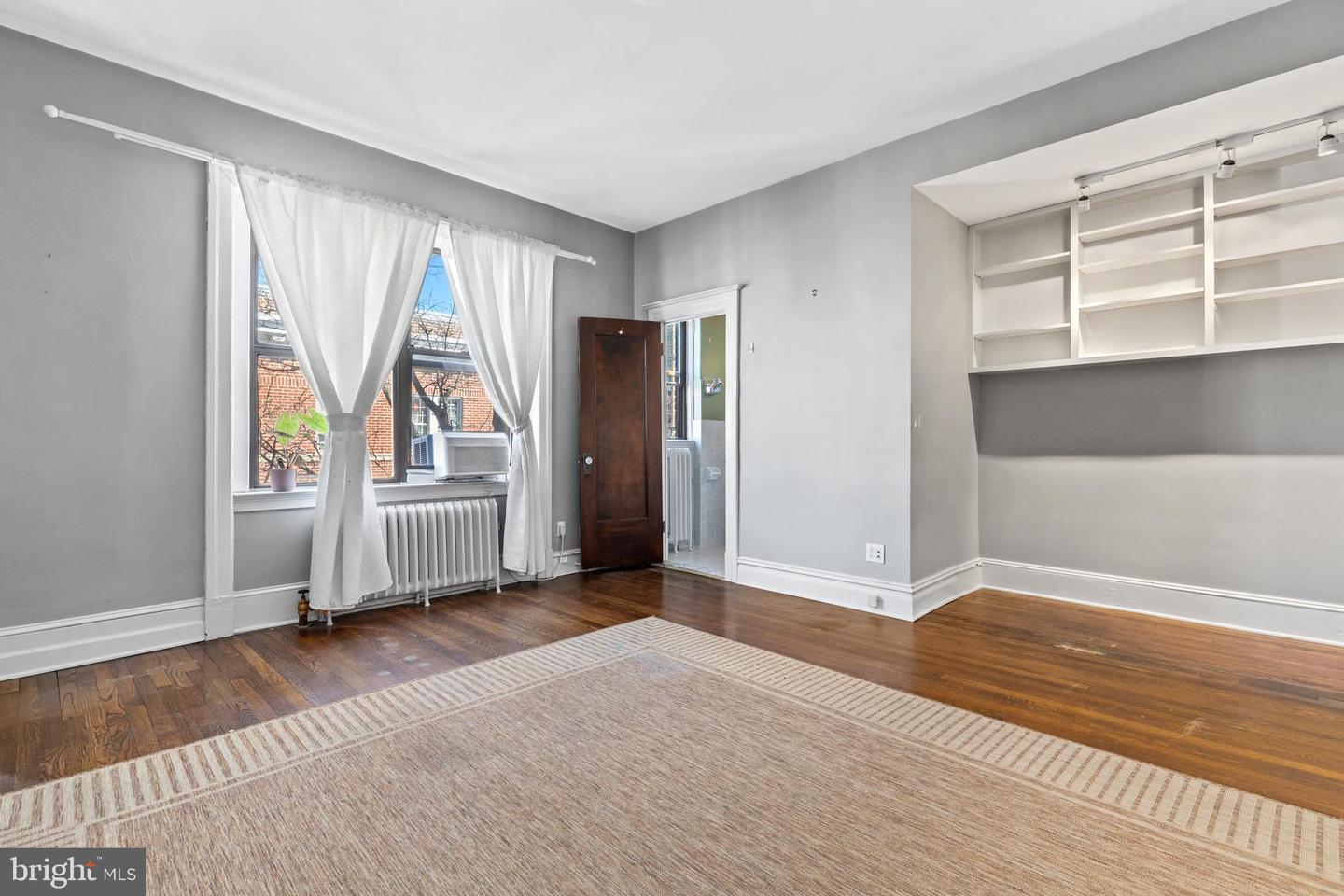 1514 17TH ST NW #404, WASHINGTON, District Of Columbia 20036, 1 Room Rooms,1 BathroomBathrooms,Residential,For sale,1514 17TH ST NW #404,DCDC2194258 MLS # DCDC2194258