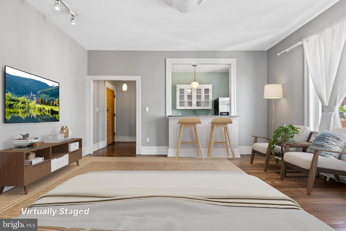 1514 17TH ST NW #404, WASHINGTON, District Of Columbia 20036, 1 Room Rooms,1 BathroomBathrooms,Residential,For sale,1514 17TH ST NW #404,DCDC2194258 MLS # DCDC2194258