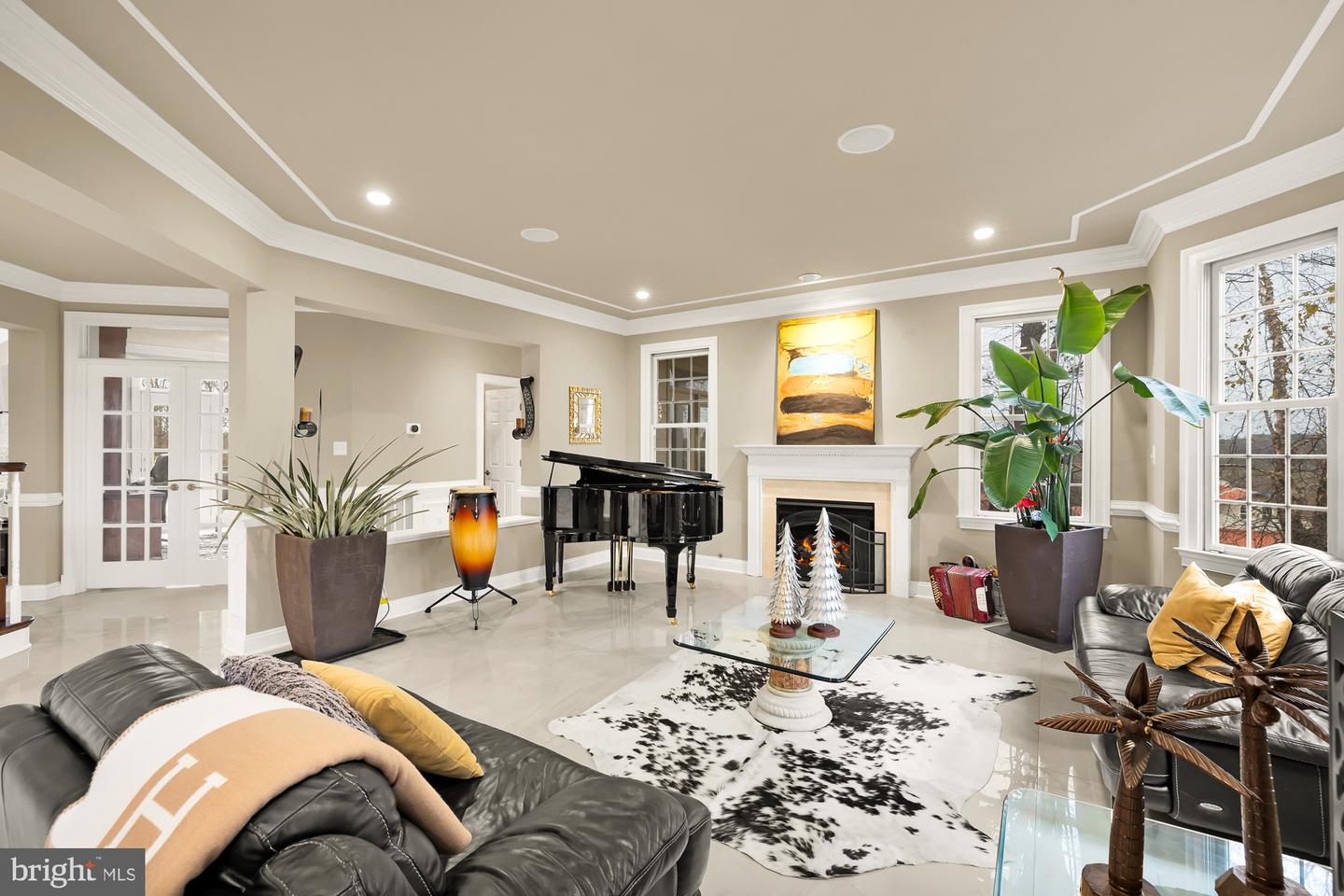 19109 PEALE LN, LEESBURG, Virginia 20175, 6 Bedrooms Bedrooms, ,5 BathroomsBathrooms,Residential,For sale,19109 PEALE LN,VALO2093150 MLS # VALO2093150