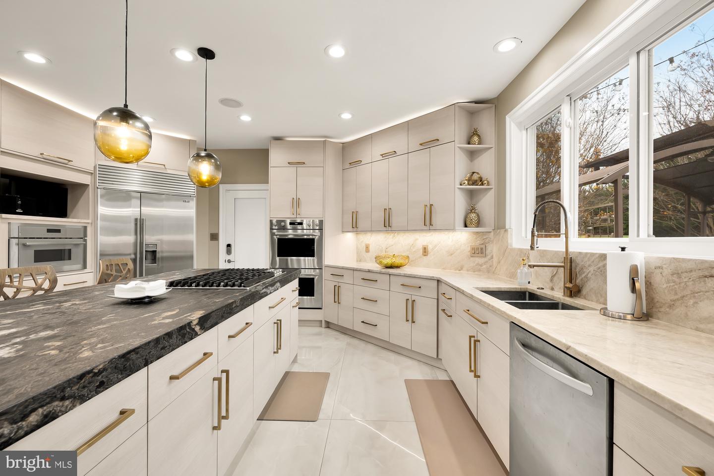 19109 PEALE LN, LEESBURG, Virginia 20175, 6 Bedrooms Bedrooms, ,5 BathroomsBathrooms,Residential,For sale,19109 PEALE LN,VALO2093150 MLS # VALO2093150
