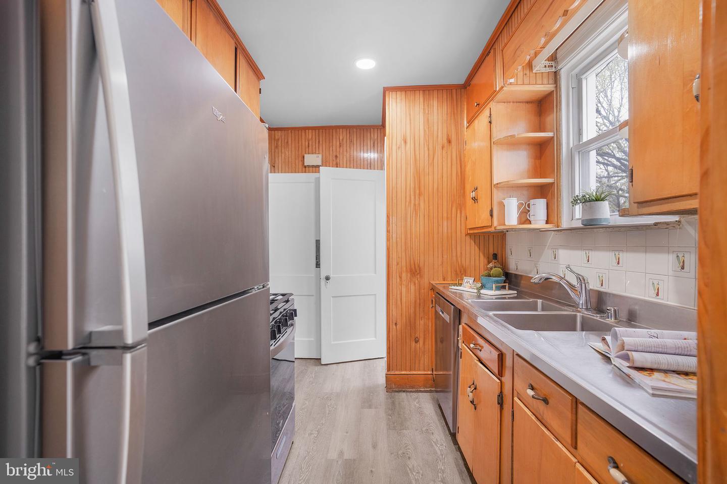 6021 NORTH DAKOTA AVE NW, WASHINGTON, District Of Columbia 20011, 3 Bedrooms Bedrooms, ,2 BathroomsBathrooms,Residential,For sale,6021 NORTH DAKOTA AVE NW,DCDC2194092 MLS # DCDC2194092