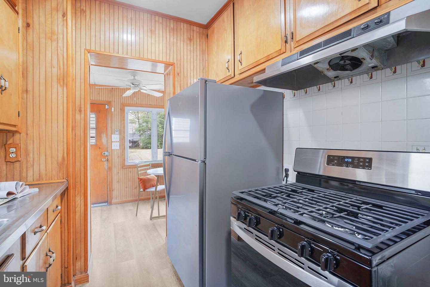 6021 NORTH DAKOTA AVE NW, WASHINGTON, District Of Columbia 20011, 3 Bedrooms Bedrooms, ,2 BathroomsBathrooms,Residential,For sale,6021 NORTH DAKOTA AVE NW,DCDC2194092 MLS # DCDC2194092