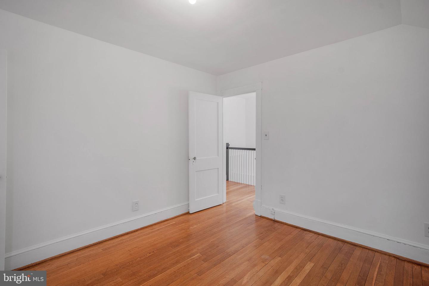 6021 NORTH DAKOTA AVE NW, WASHINGTON, District Of Columbia 20011, 3 Bedrooms Bedrooms, ,2 BathroomsBathrooms,Residential,For sale,6021 NORTH DAKOTA AVE NW,DCDC2194092 MLS # DCDC2194092