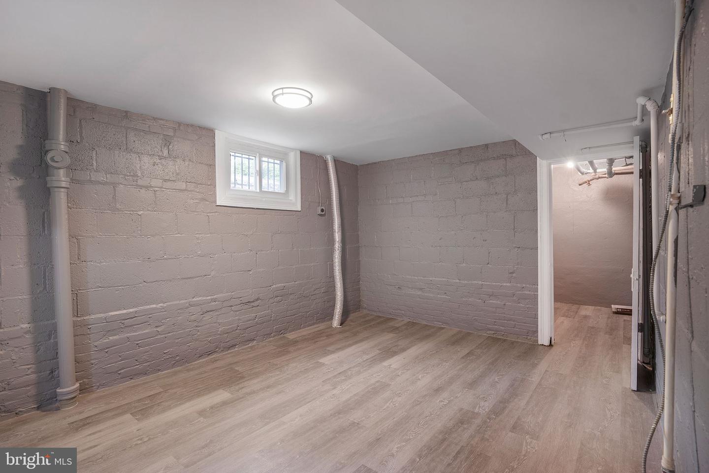 6021 NORTH DAKOTA AVE NW, WASHINGTON, District Of Columbia 20011, 3 Bedrooms Bedrooms, ,2 BathroomsBathrooms,Residential,For sale,6021 NORTH DAKOTA AVE NW,DCDC2194092 MLS # DCDC2194092