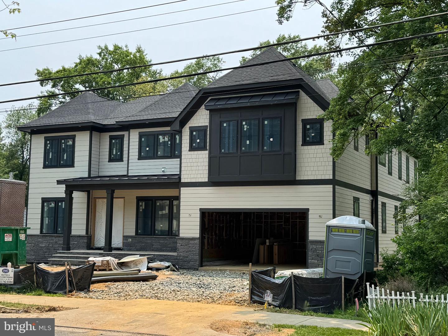 910 COTTAGE ST SW, VIENNA, Virginia 22180, 6 Bedrooms Bedrooms, ,6 BathroomsBathrooms,Residential,For sale,910 COTTAGE ST SW,VAFX2232376 MLS # VAFX2232376