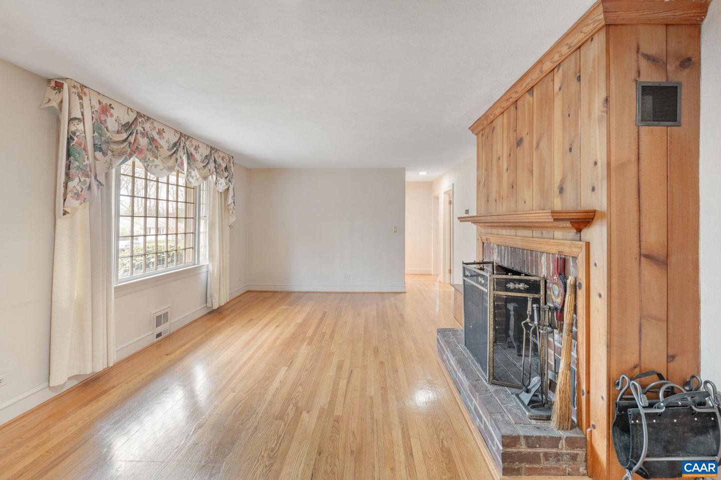 129 WEST PARK DR, CHARLOTTESVILLE, Virginia 22901, 3 Bedrooms Bedrooms, ,1 BathroomBathrooms,Residential,For sale,129 WEST PARK DR,662868 MLS # 662868