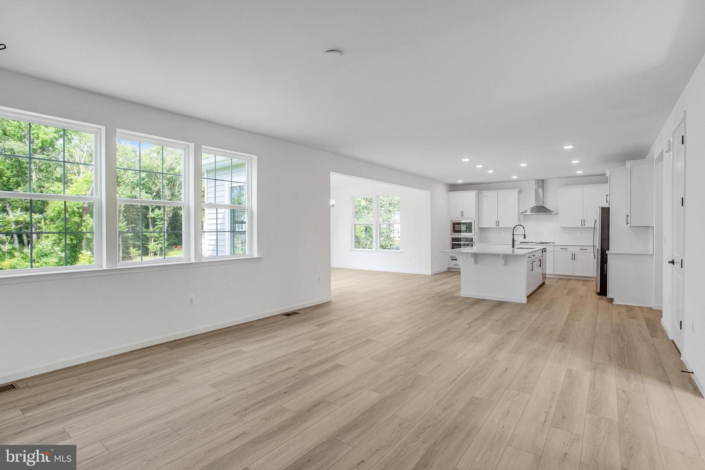 217 CAMWOOD CT, FREDERICKSBURG, Virginia 22405, 7 Bedrooms Bedrooms, ,5 BathroomsBathrooms,Residential,For sale,217 CAMWOOD CT,VAST2037636 MLS # VAST2037636