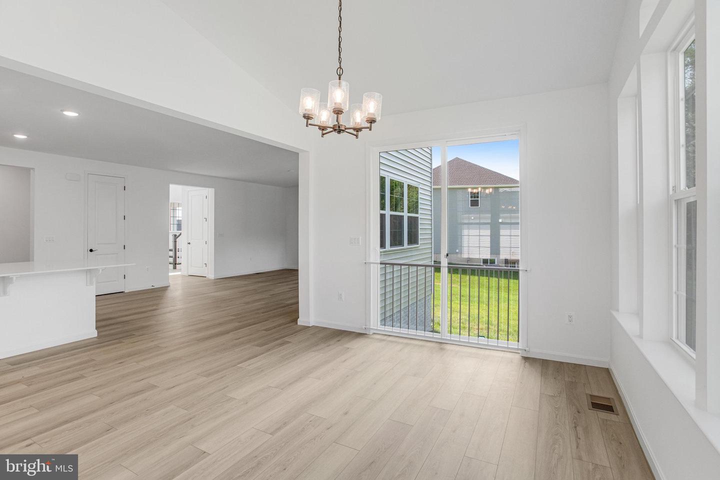 217 CAMWOOD CT, FREDERICKSBURG, Virginia 22405, 7 Bedrooms Bedrooms, ,5 BathroomsBathrooms,Residential,For sale,217 CAMWOOD CT,VAST2037636 MLS # VAST2037636