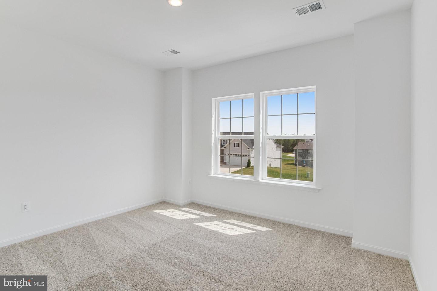 217 CAMWOOD CT, FREDERICKSBURG, Virginia 22405, 7 Bedrooms Bedrooms, ,5 BathroomsBathrooms,Residential,For sale,217 CAMWOOD CT,VAST2037636 MLS # VAST2037636