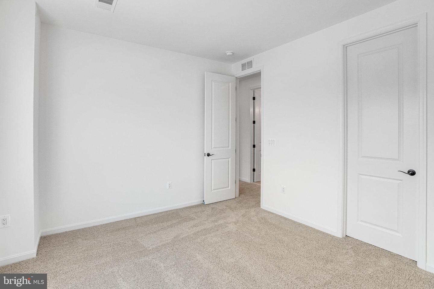 217 CAMWOOD CT, FREDERICKSBURG, Virginia 22405, 7 Bedrooms Bedrooms, ,5 BathroomsBathrooms,Residential,For sale,217 CAMWOOD CT,VAST2037636 MLS # VAST2037636